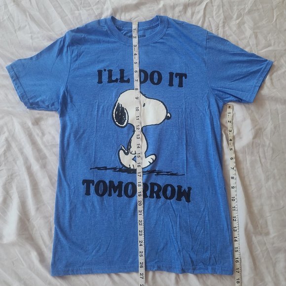 Peanuts: Blue Snoopy T-shirt "I'll Do It Tomorrow" - Picture 2 of 3